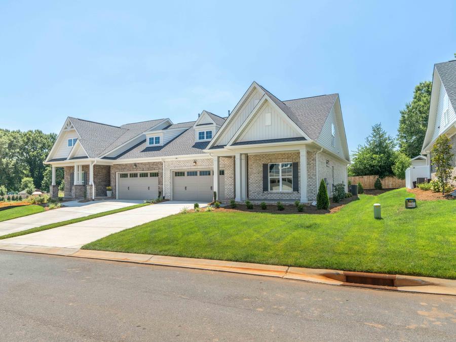Twin Home  Judy Classic