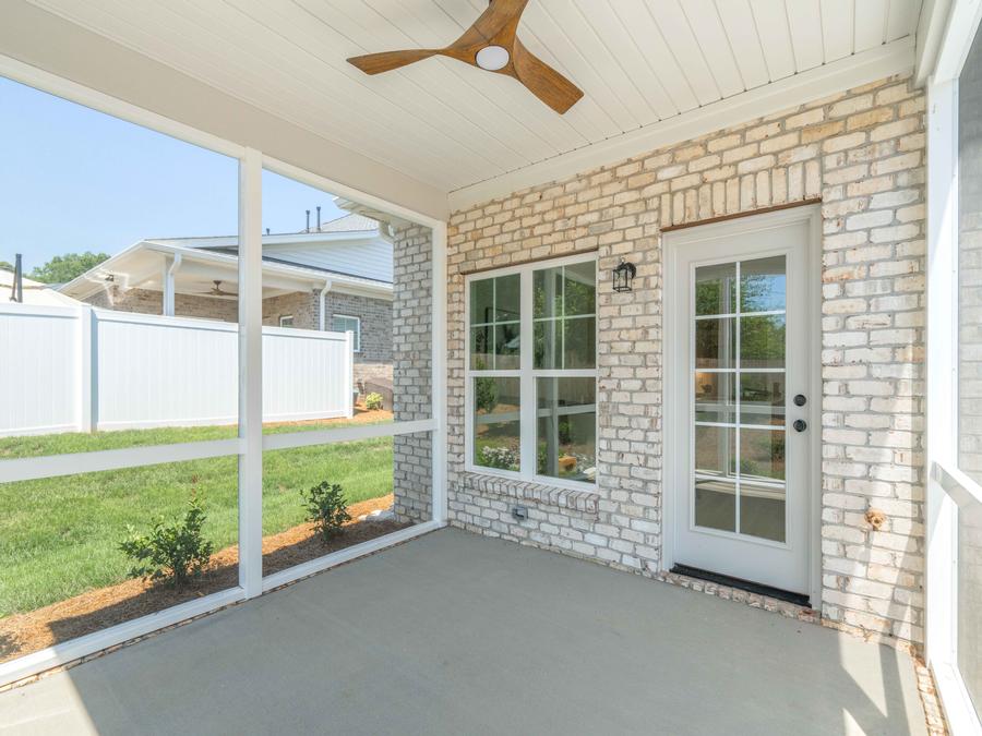 Twin Home  Judy Classic