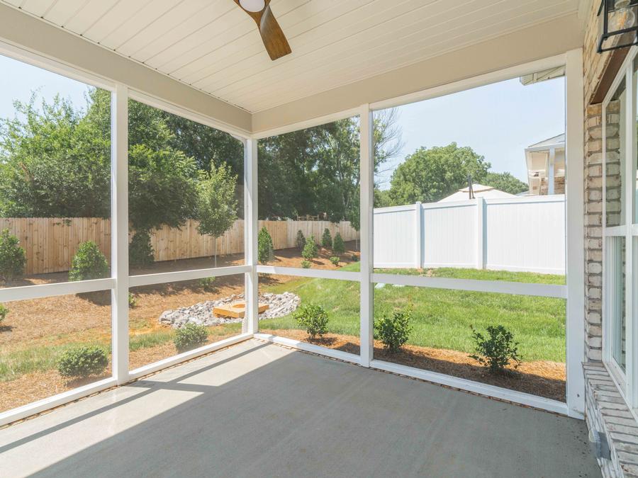 Twin Home  Judy Classic