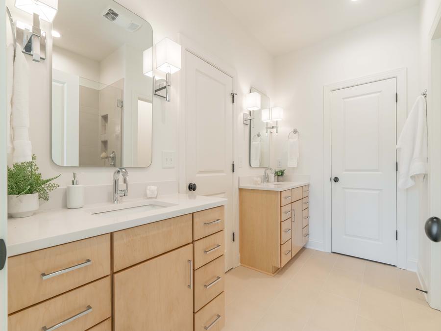 Twin Home  Judy Classic