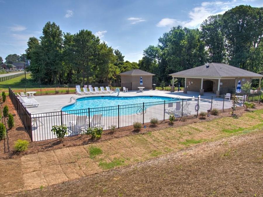 Knight's Landing New Home Community in Oak Ridge, NC